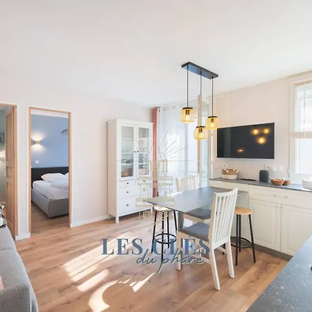 Grand Cocon : Entierement Renove En Centre-ville Apartmán